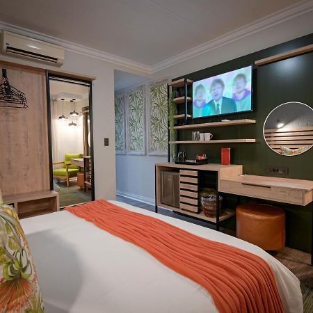 Villa Bali Luxury Guesthouse 블룸폰테인 외부 사진