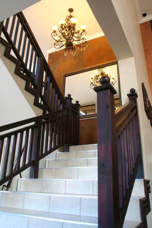 Villa Bali Luxury Guesthouse 블룸폰테인 외부 사진
