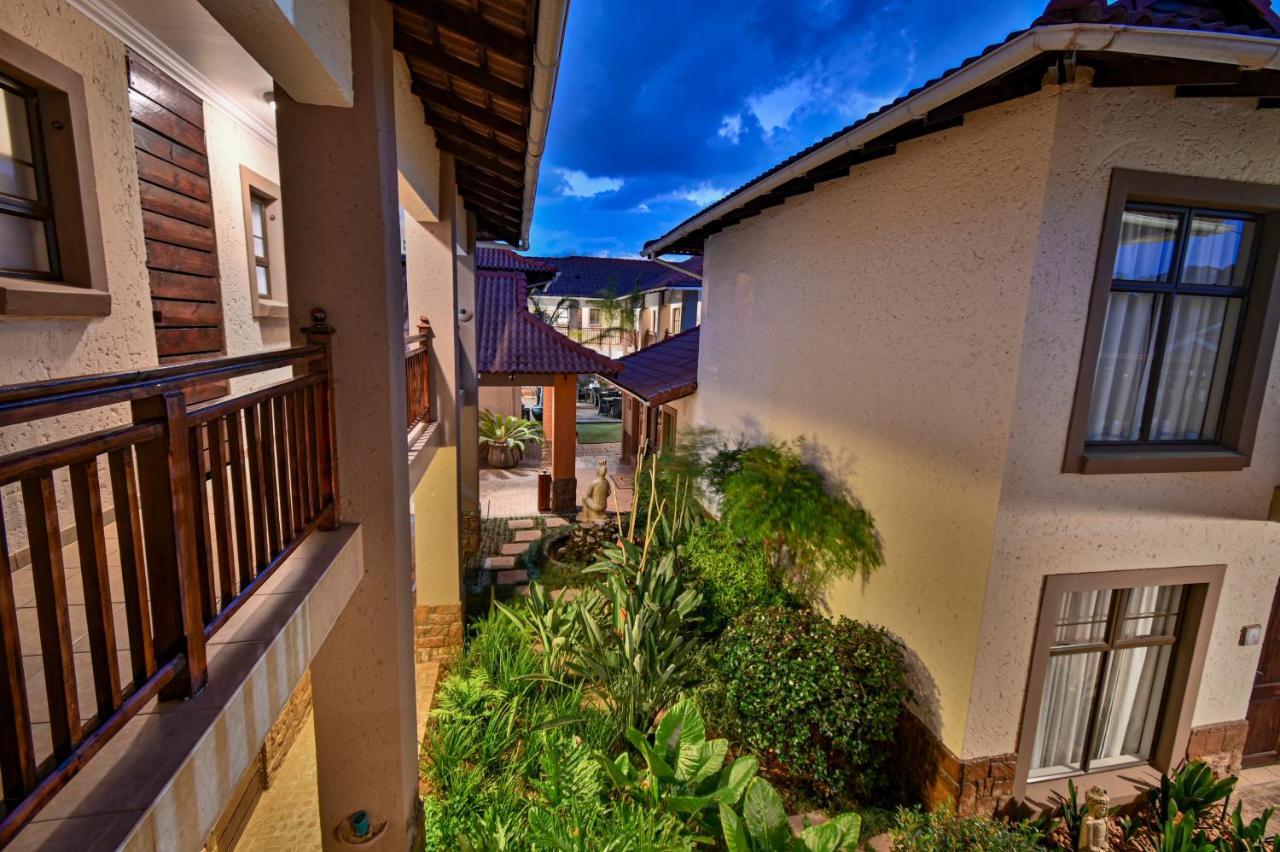 Villa Bali Luxury Guesthouse 블룸폰테인 외부 사진